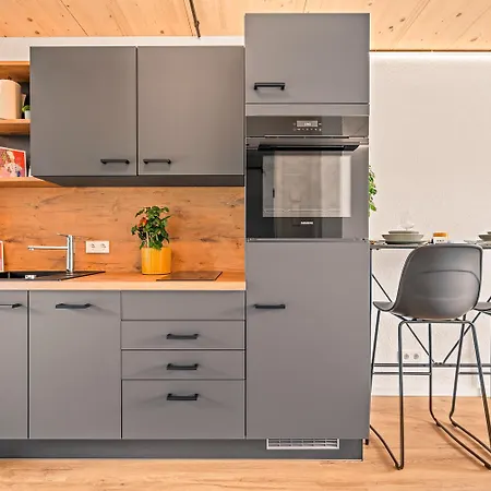 Einzimmer Wohlfuehlapartment Vier Klimatisiert Friedrichshafen